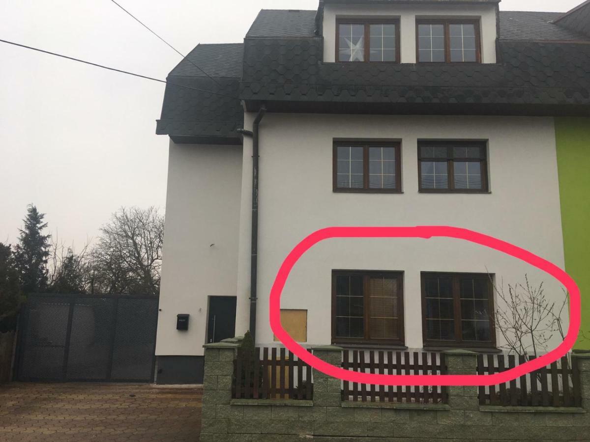 Apartment Dubnica Prejta Dubnica nad Váhom Exteriör bild